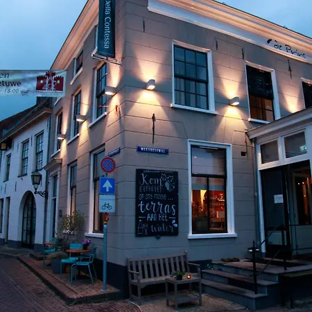 En Restaurant Della Contessa *