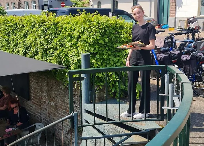 ホテル En Restaurant Della Contessa Buren